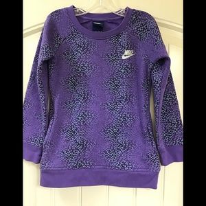 Girls Purple Nike sweatshirt